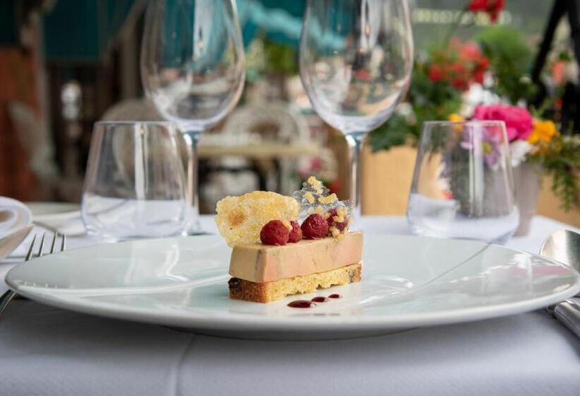 فندق De La Poste