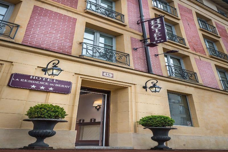 هتل Hôtel La Résidence Du Berry