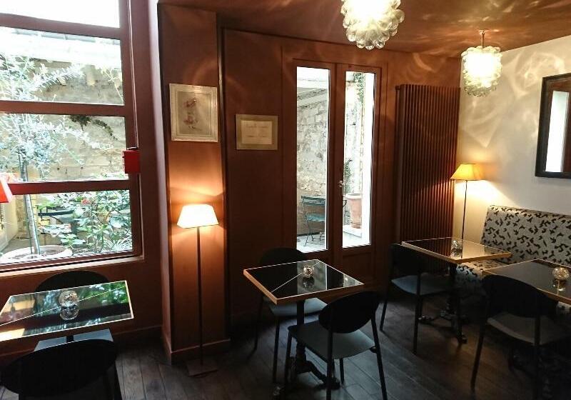 Fotos del hotel Hôtel De Sèvres:  4