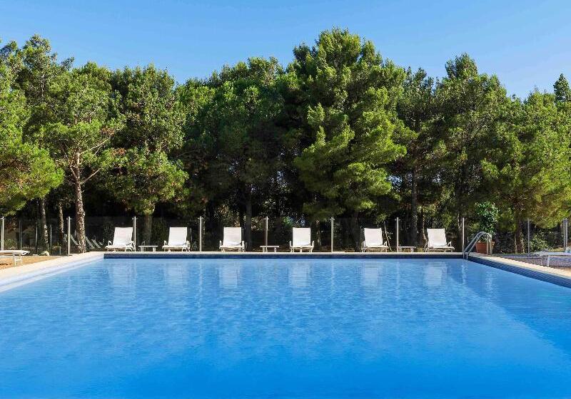 هتل Hilton Garden Inn Marseille Provence Airport