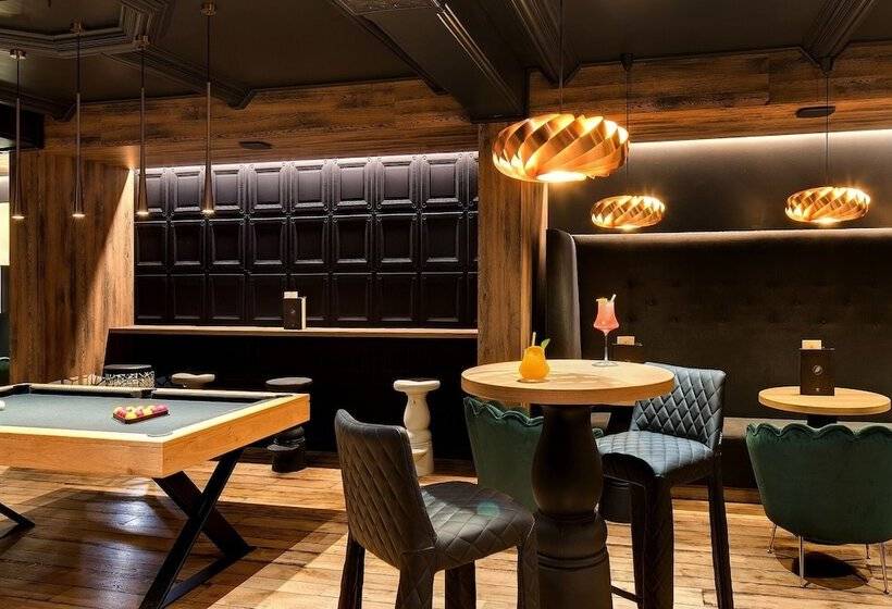 ホテル La Cheneaudière   Hôtel Spa   Relais & Châteaux
