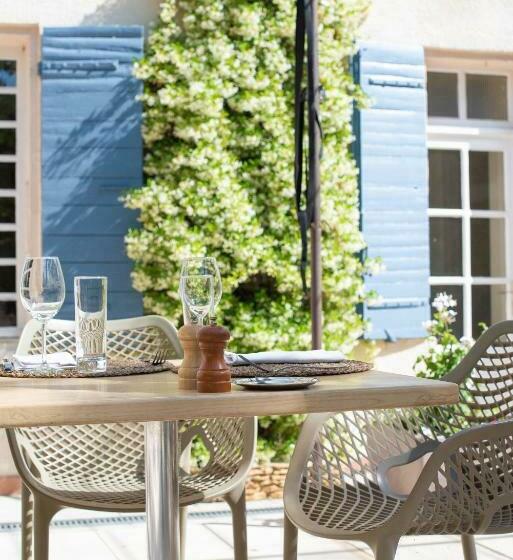 酒店 Hôtel Montmirail