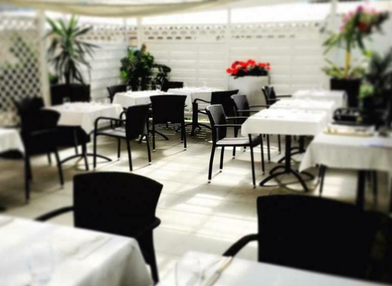 فندق Hôtel Tivoli