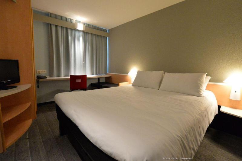בית מלון כפרי Ibis Auray