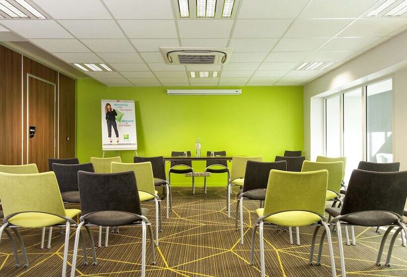 هتل Ibis Styles Saumur Gare Centre