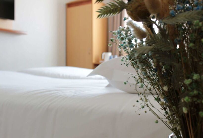 Fotos del hotel Kyriad Hotel Montpellier Centre Antigone:  16