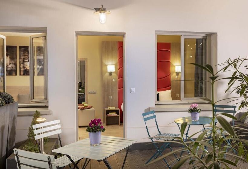 ホテル L Interlude