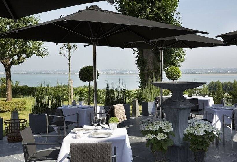 هتل La Ferme Saint Simeon Spa Relais & Chateaux