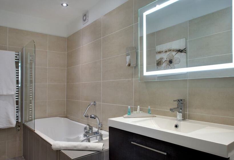 ホテル Restaurant Le Maréchal   Teritoria