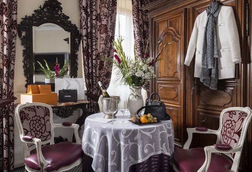 ホテル Restaurant Le Maréchal   Teritoria