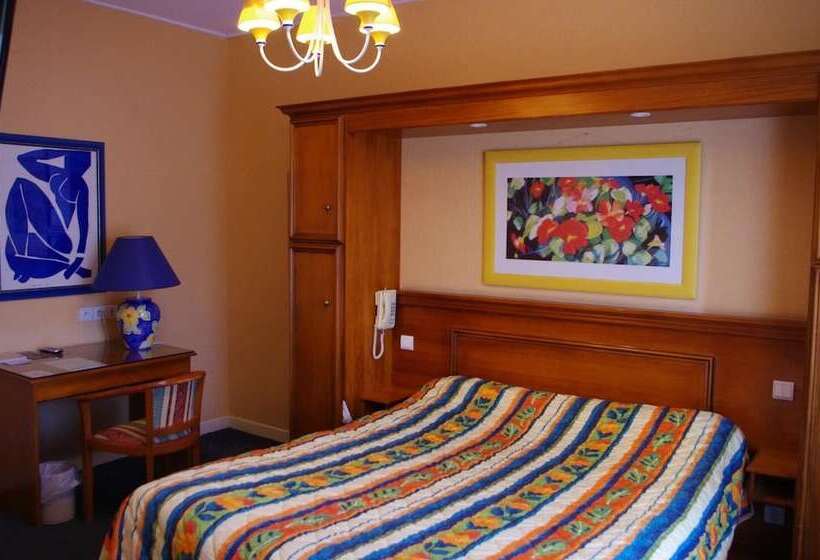 酒店 Logis Hôtel & Restaurant   Le Mouton Blanc