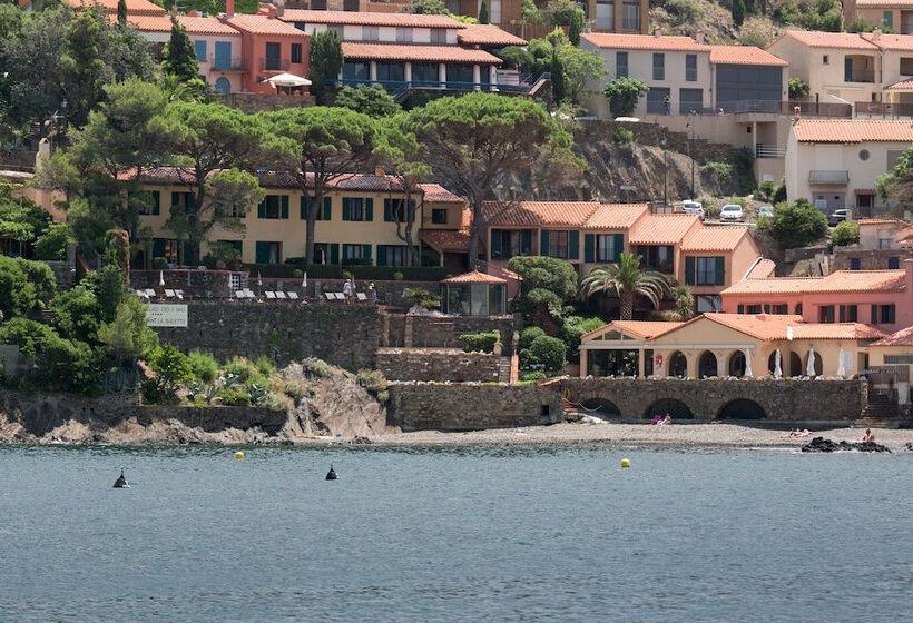 هتل Le Relais Des Trois Mas
