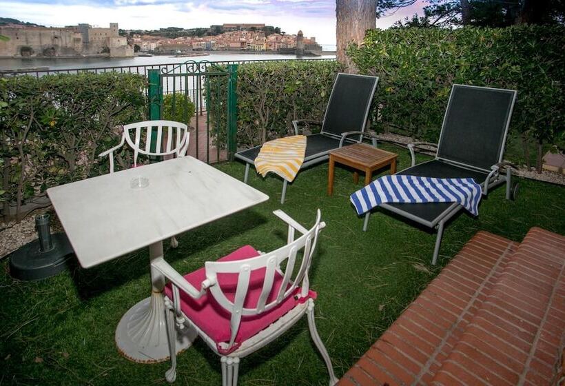 هتل Le Relais Des Trois Mas