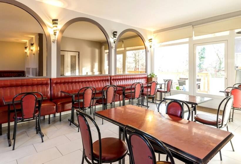 호텔 Logis Hôtel Le Jabron