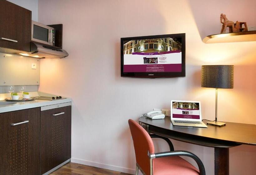 בית מלון כפרי Logis Hôtels Le Saint Georges