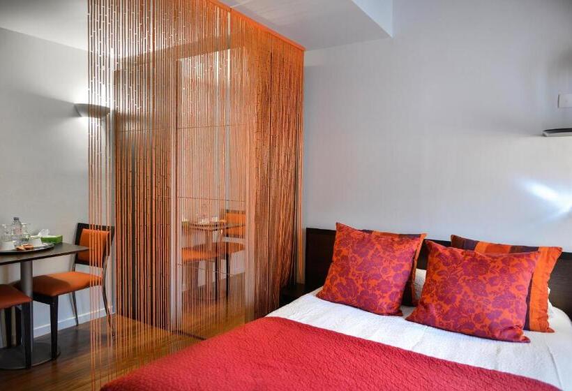 בית מלון כפרי Logis Hôtels Le Saint Georges