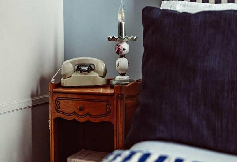 Fotos del hotel Monsieur Saintonge:  3