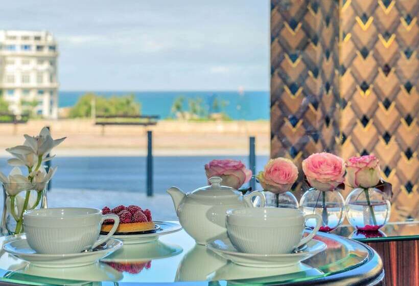 Fotos del hotel Mercure Plaza Biarritz Centre:  8 Fotos del hotel Mercure Plaza Biarritz Centre:  8