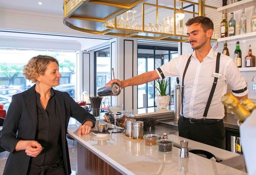 Fotos del hotel Mercure Plaza Biarritz Centre:  40 Fotos del hotel Mercure Plaza Biarritz Centre:  40