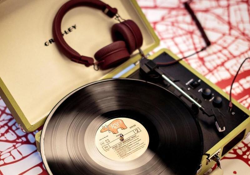 Fotos del hotel Moxy Paris Bastille:  24