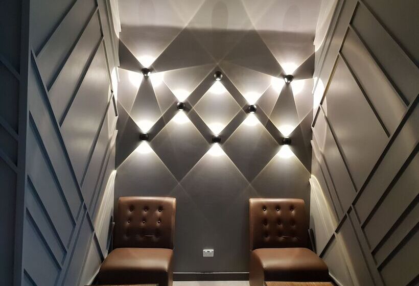 فندق Peninsula International