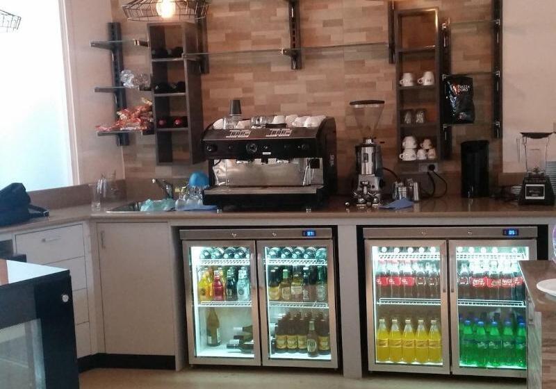 فندق Peninsula International