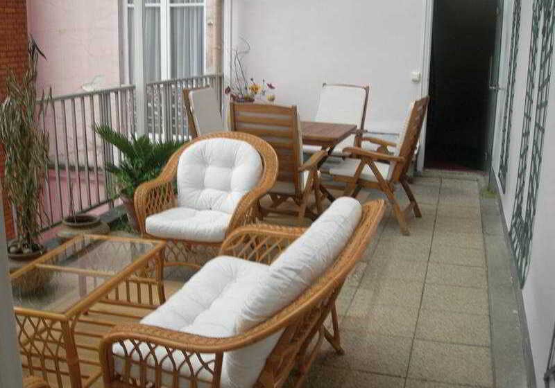 Fotos del hotel Hôtel Poussin:  23