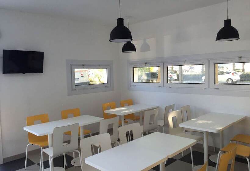 فندق Premiere Classe Rennes Sud Est