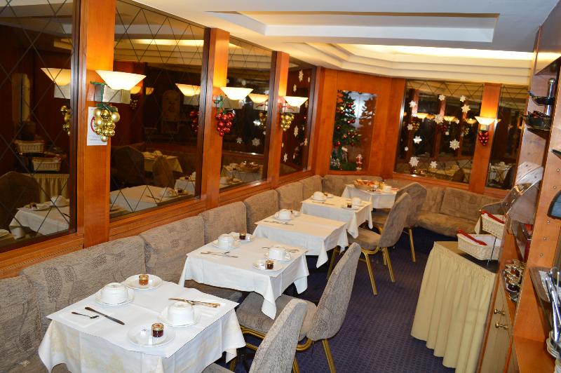 Fotos del hotel Royal Elysées:  2