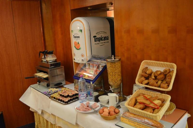 Fotos del hotel Royal Elysées:  20