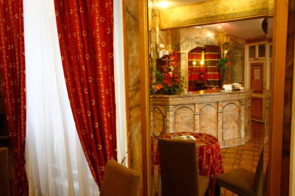 هتل Royal Hôtel Angers