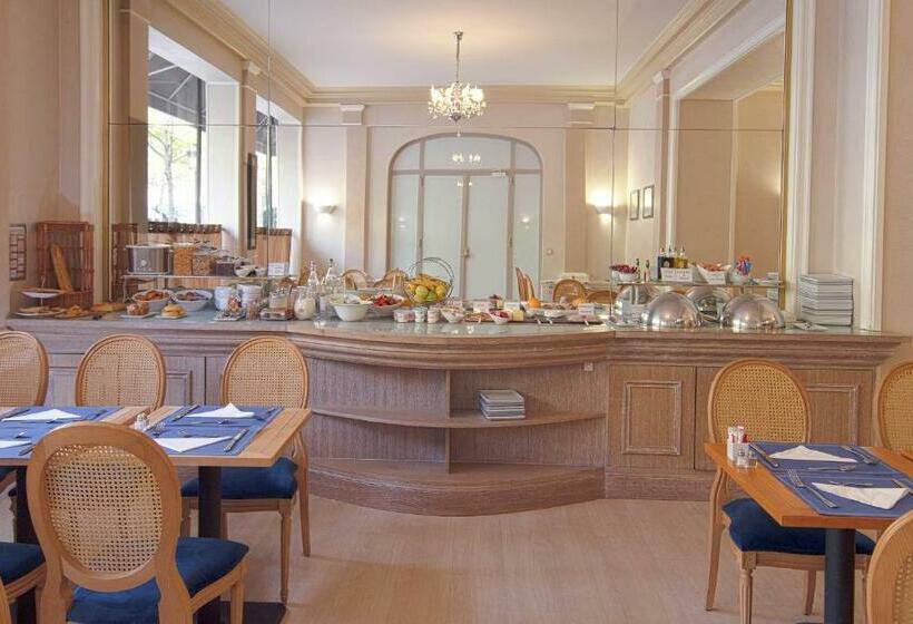 Fotos del hotel Royal  Paris Champs Elysées:  5