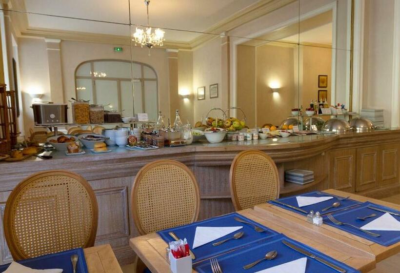 Fotos del hotel Royal  Paris Champs Elysées:  6