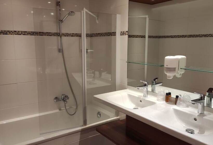 هتل Résidence Share Inn