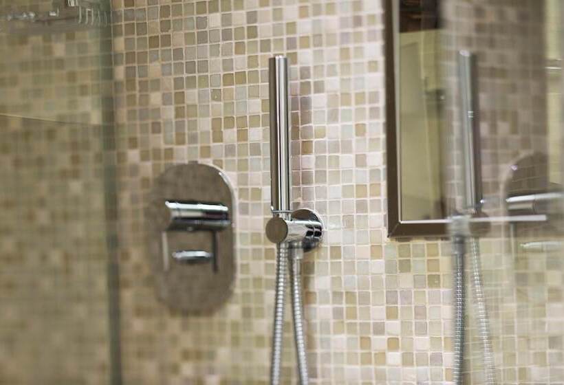 Fotos del hotel Hôtel Sophie Germain:  22