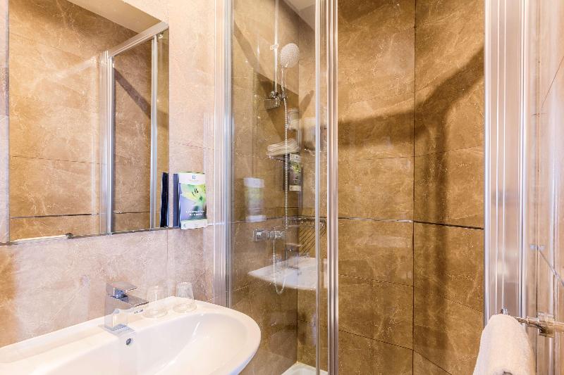 Fotos del hotel Sure Hotel By Best Western Paris Gare Du Nord:  28