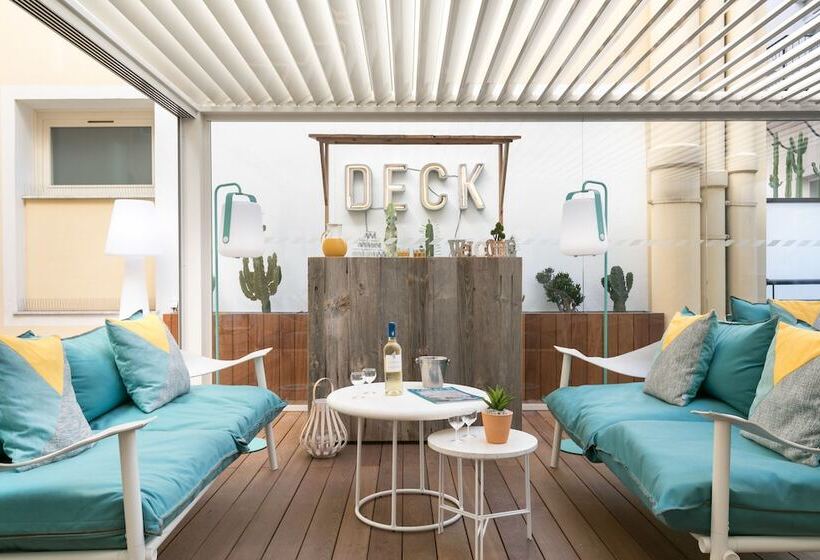 Hotel The Deck By Happyculture