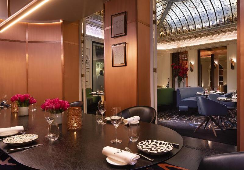 Fotos del hotel Hôtel Vernet Champs Elysées Paris:  11