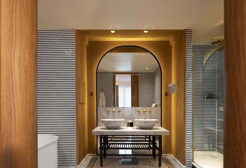 Fotos del hotel Hôtel Vernet Champs Elysées Paris:  40