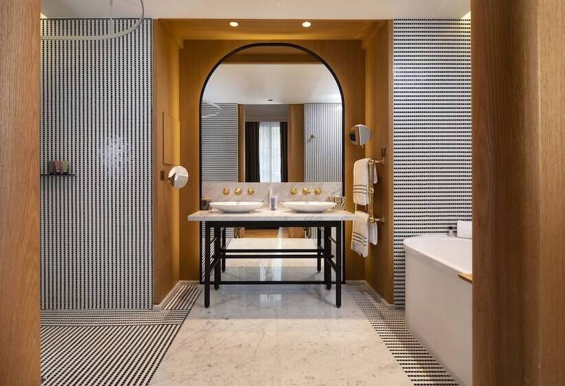 Fotos del hotel Hôtel Vernet Champs Elysées Paris:  15