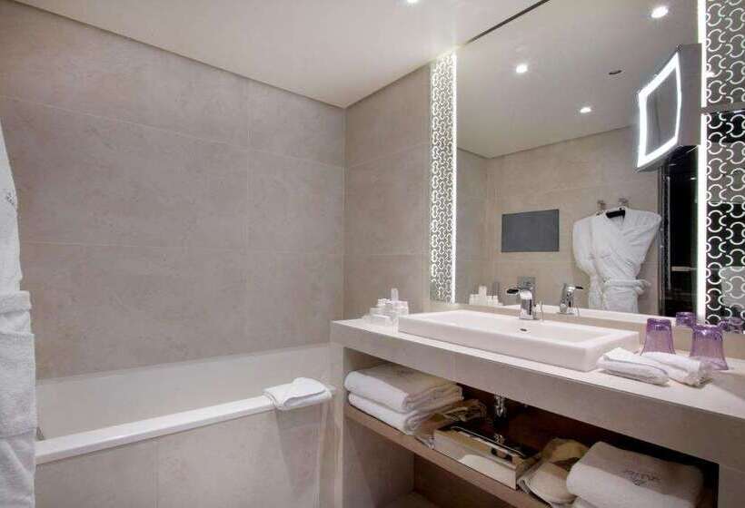 ホテル Etoile Maillot