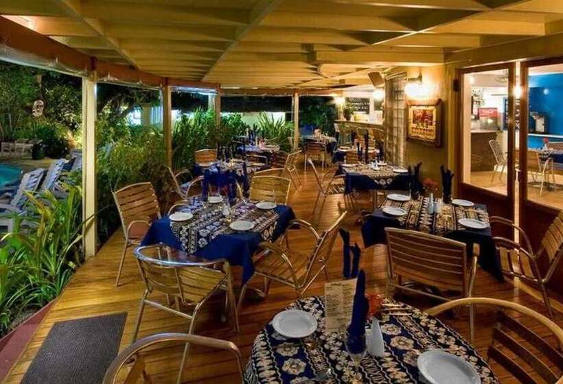 مُتل Nadi Bay Resort