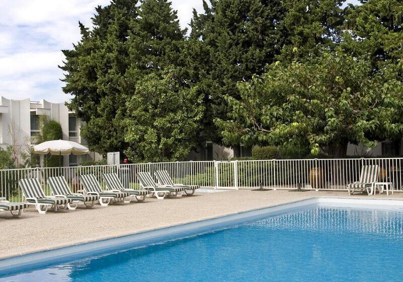 Novotel Avignon Nord