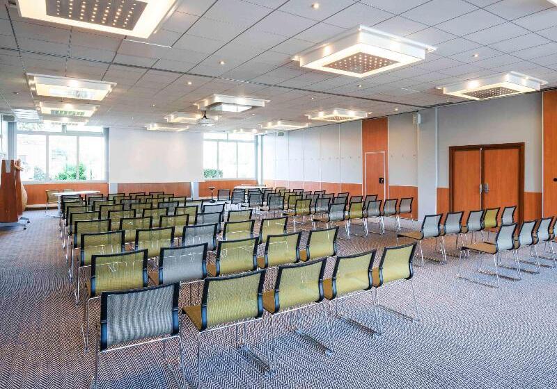 Novotel Evry Courcouronnes