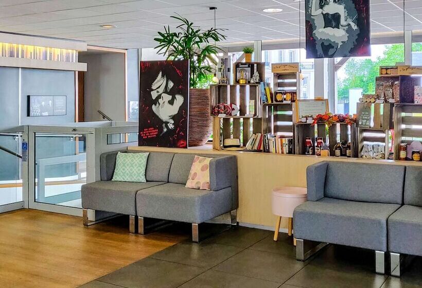 Novotel Saclay