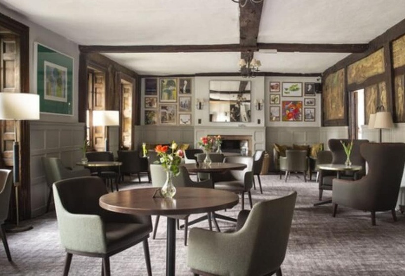 Bush Hotel Farnham