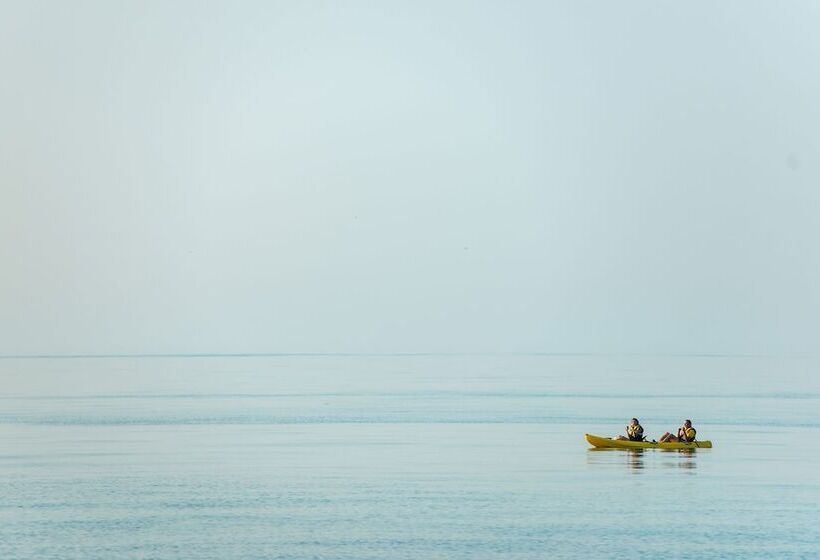 فندق The Relais Cooden Beach