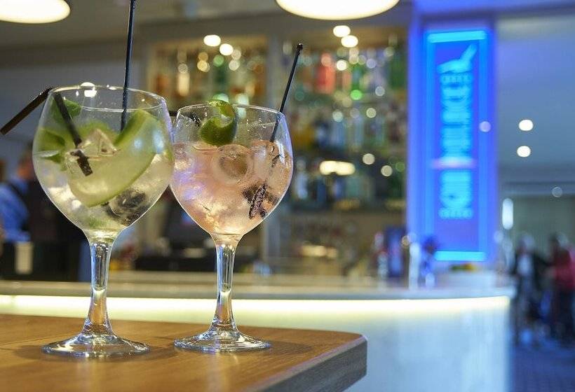 فندق The Relais Cooden Beach