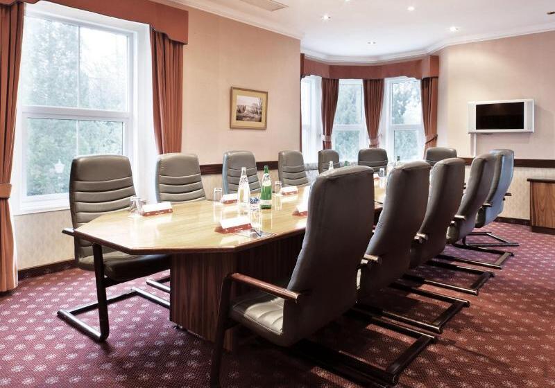Copthorne Hotel Effingham Gatwick