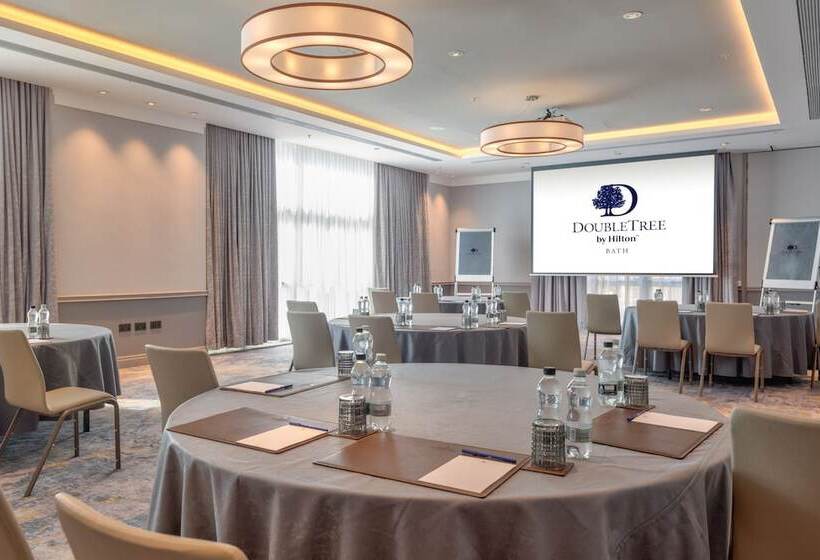 هتل Doubletree By Hilton Bath